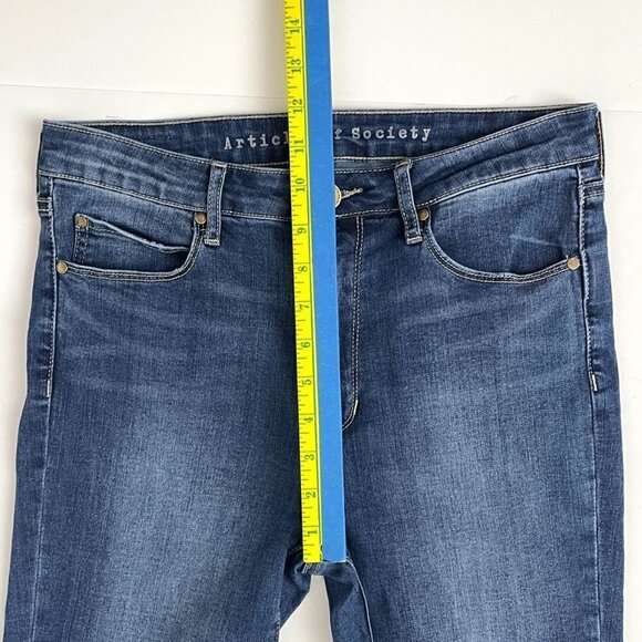 Articles of Society Women's Skinny Jeans Medium Wash Straight Leg size 28 - Picture 5 of 10